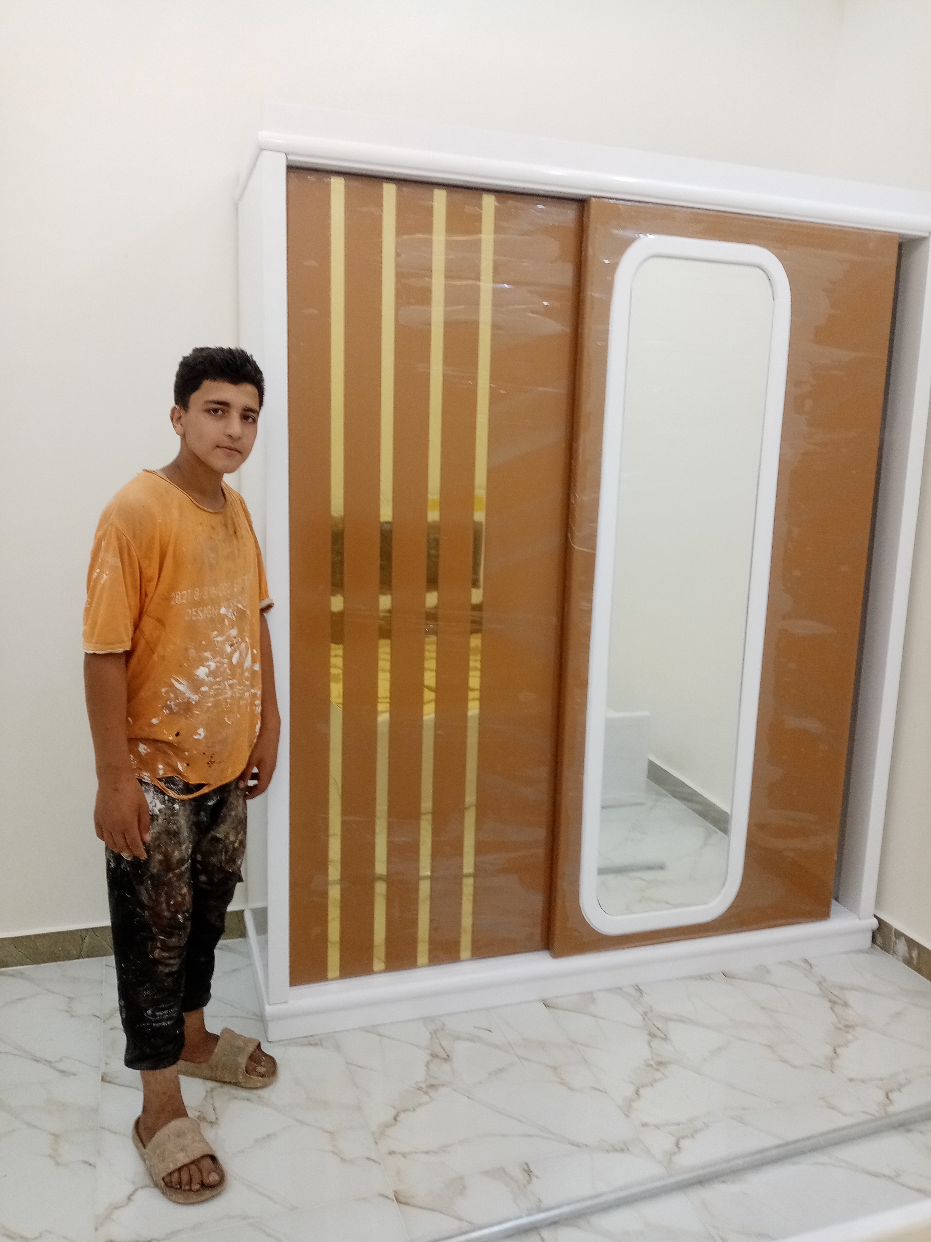 دهانات مروان ومحمد وبس ٠١٠٠٦٠٢٤٨٠٥ 
